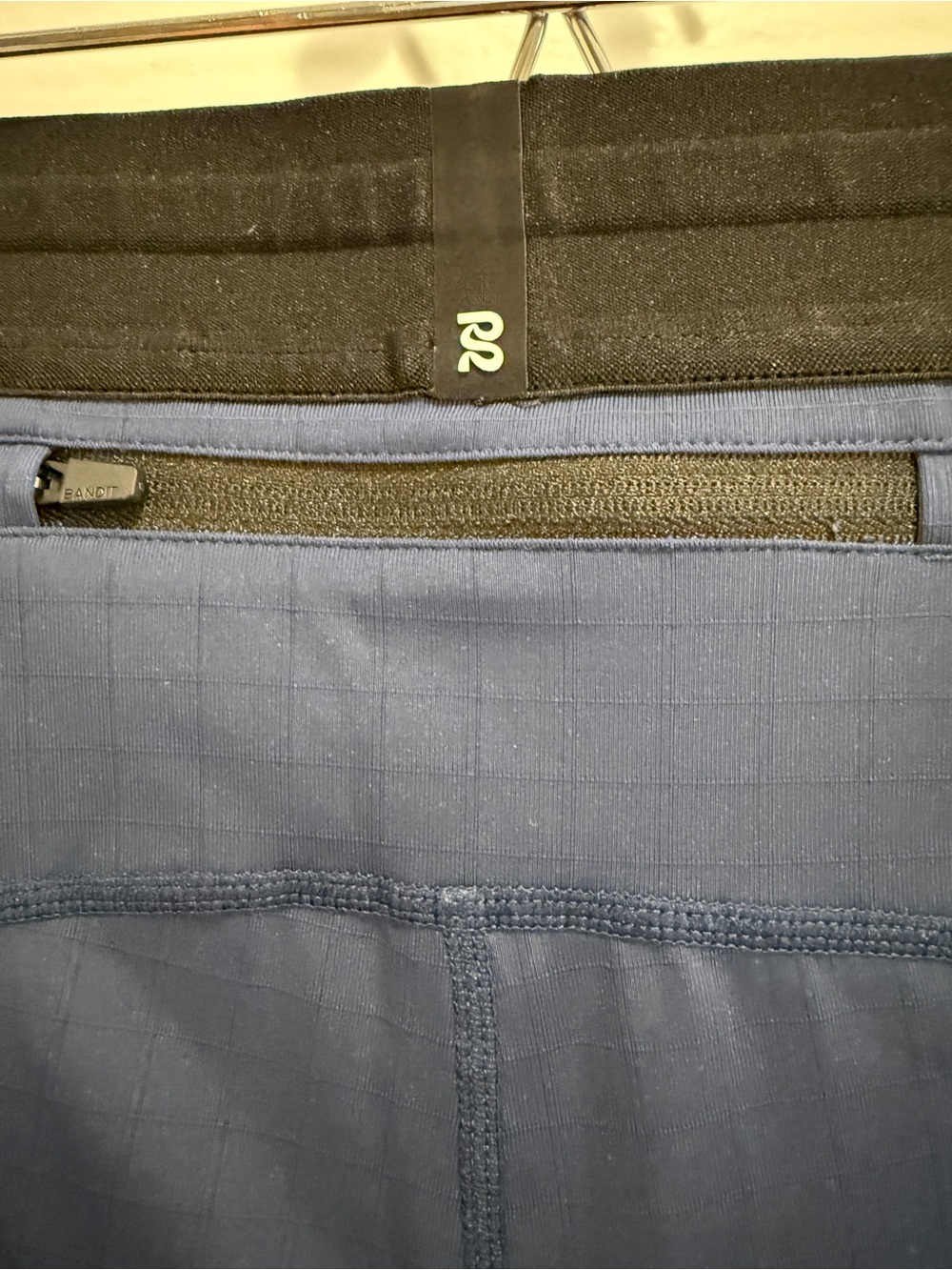 Bandit Gridlock 5” Compression Shorts, M - Picture 4 of 5